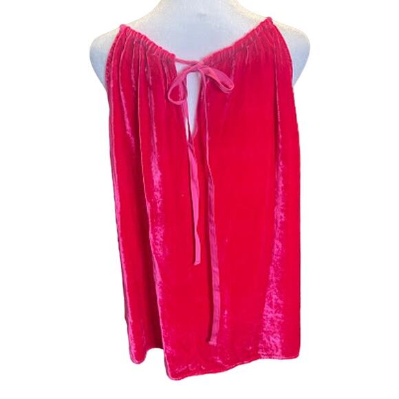 Velvet by Graham and Spencer Pink Silk Blend Halter Style Top Size Large NWT - Picture 3 of 6